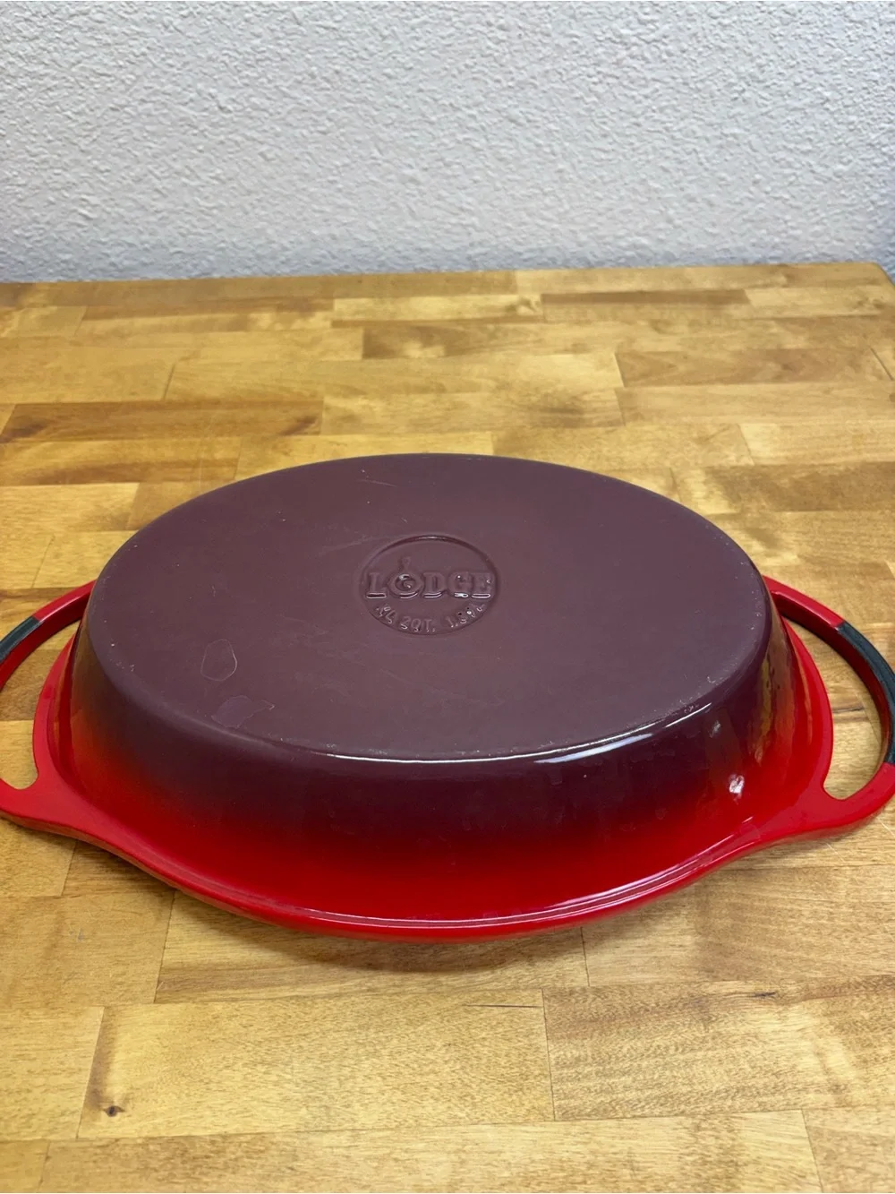 Red Oval Enamel Serving and Baking Dish with Handles